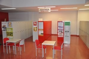 Self-service lockers on the ground floor